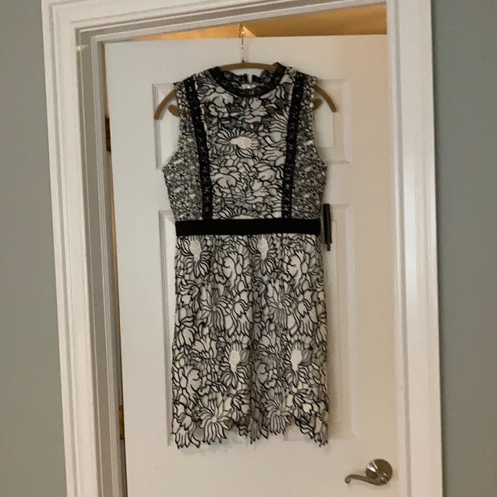 Bloomingdales lace cocktail dress